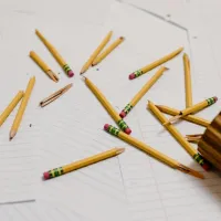 μολυβια