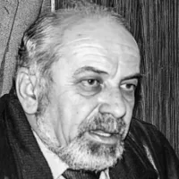 Κώστας Καρβέλης