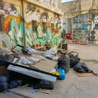 Σκουπίδια στην Καλών Τεχνών