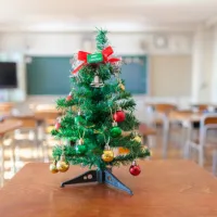 χριστουγεννιάτικο δέντρο σε τάξη