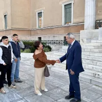 Μ. Χαρακόπουλος σε μαθητές: Η πολιτική μετατρέπεται περισσότερο σε επικοινωνιακή πρακτική