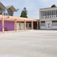 Σχολείο στην Πρέβεζα