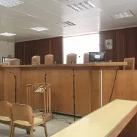 δικαστηρια