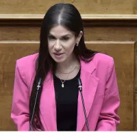 Ελένη Βατσίνα