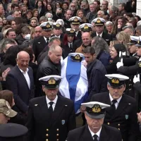 Κηδεία λιμενικού στο Άστρος