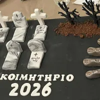 Ρόδος: Κοιμητήριο έκοψε μια… μακάβρια βασιλόπιτα και έγινε viral 