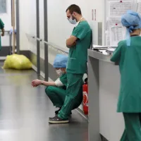 γιατροί σε νοσοκομείο
