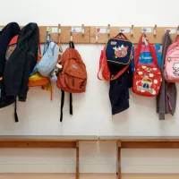 σχολικές τσάντες σάκες δημοτικό σχολείο πρωτοβάθμια εκπαίδευση
