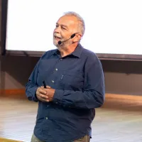 Στράτος Στρατηγάκης