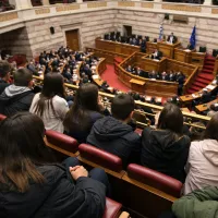 ΜΑΘΗΤΕΣ ΣΤΗ ΒΟΥΛΗ
