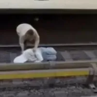 Ξάπλωσε στις ράγες του μετρό στις Βρυξέλλες