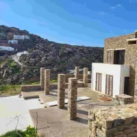 Μύκονος: Σε νέο πλειστηριασμό και με…σκόντο οι βίλες στο Πλυντρί 