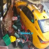 Νέα Υόρκη: Ταξί εκτός ελέγχου χτυπά πεζούς στο Μανχάταν