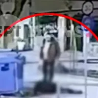Θεσσαλονίκη: Βίντεο καταγράφει τη στιγμή που ο 20χρονος, μαχαιρωμένος, σωριάζεται στο οδόστρωμα