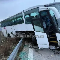 Τροχαίο με σχολικό λεωφορείο στη Φθιώτιδα