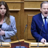 Αρσεις ασυλίας: Live η συζήτηση στη Βουλή - Καραμανλής: «Αποφασισμένος να καθαρίσω το όνομά μου»