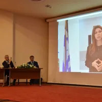 συνεδριο
