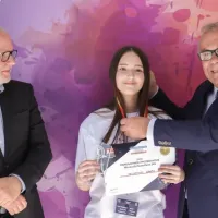 Η τρομερή ιστορία τριών μαθητριών από τη Καβάλα: Από μια αίθουσα υπολογιστών στον παγκόσμιο τελικό της Microsoft