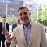 Στον Άρειο Πάγο η κατάθεση απο τον Αλέξη Τσίπρα της ιδρυτικής διακήρυξης και των υπογραφών για την ίδρυση του νέου κόμματος “Ελληνική Αριστερή Συμπαράταξη” (ΕΛΑΣ)