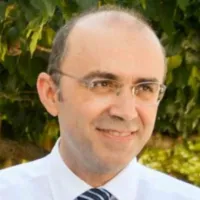 Δρ. Δημήτρης Γ. Ιεραπετρίτης