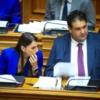 Ο υπουργός Εσωτερικών Λιβάνιος και η υφυπουργός Βιβή Χαραλαμπογιάννη 