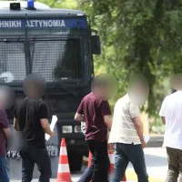 Κύκλωμα στις πολεοδομίες: Στη φυλακή και οι έξι κατηγορούμενοι μετά τις απολογίες τους