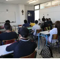 Μαθητές σε σχολική τάξη