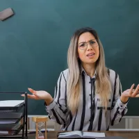 εκπαιδευτικος
