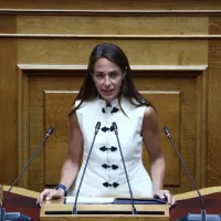 Η υπουργός Κοινωνικής Συνοχής Δόμνα Μιχαηλίδου