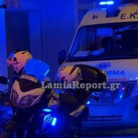 Μητέρα στη Λαμία κρατούσε στην αγκαλιά της πάνω από ένα 24ωρο τον νεκρό γιο της