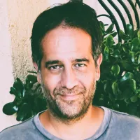 Σπύρος Θύμης, Καθηγητής Πληροφορικής και Πολιτικός Επιστήμονας και Αντιπρόεδρος της ΕΛΜΕ Κέρκυρας