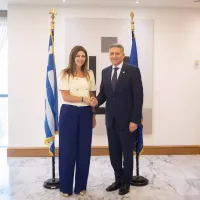 Η Σοφία Ζαχαράκη συναντήθηκε με τον Πρέσβη της Αιγύπτου, Omar Amer με αφορμή την ολοκλήρωση της θητείας του στην Ελλάδα