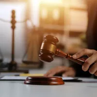court dikastirio