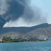 Φωτιά στη Σαλαμίνα