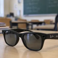 meta gualia glasses