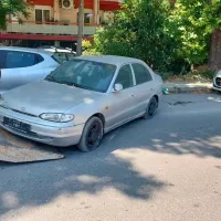 Εγκαταλελειμμένo αυτοκίνητο