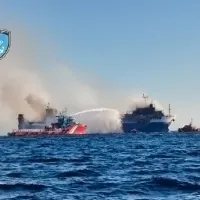πλοιο φωτιά