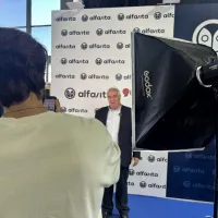 Ο Γιάννης Παπαδομαρκάκης του υπουργείου Παιδείας σε δηλώσεις του στο περίπτερο του alfavita στην 89η ΔΕΘ στο χώρο Akademia