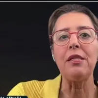 δενα