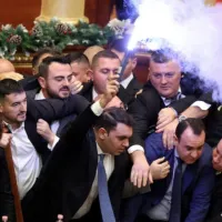 αλβανική_βουλή