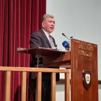 Αλέξης Μητρόπουλος