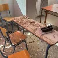 Σοβάδες έπεσαν σε θρανίο στην Πάτρα