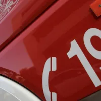 Τηλέφωνο 199 της Πυροσβεστικής σε όχημα