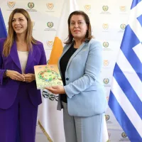 Σοφία Ζαχαράκη στην Κύπρο: Νέο βήμα στη συνεργασία Ελλάδας–Κύπρου για την ιστορική μνήμη και την εκπαίδευση