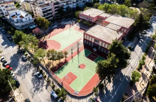 Το προαύλιο του 3ου Δημοτικού Σχολείου Βριλησσίων