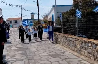 Παρέλαση στο Αγαθονήσι