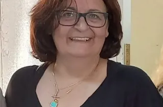 Έφυγε από τη ζωή η διευθύντρια Κική Τζούβελη μετά από ανακοπή