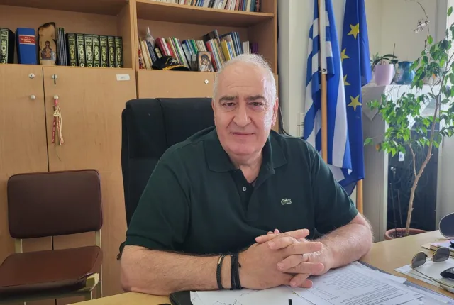 Γιάννης Παπαδομαρκάκης