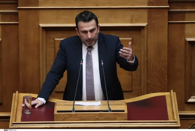 Στέφανος Παραστατίδης