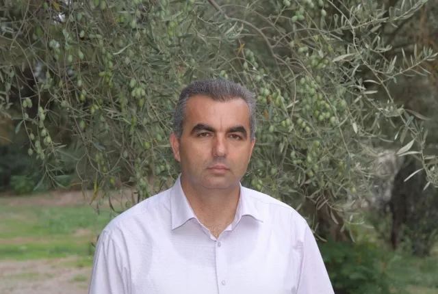 ΛΑΜΠΡΟΣ ΚΟΥΤΣΙΚΟΣ
